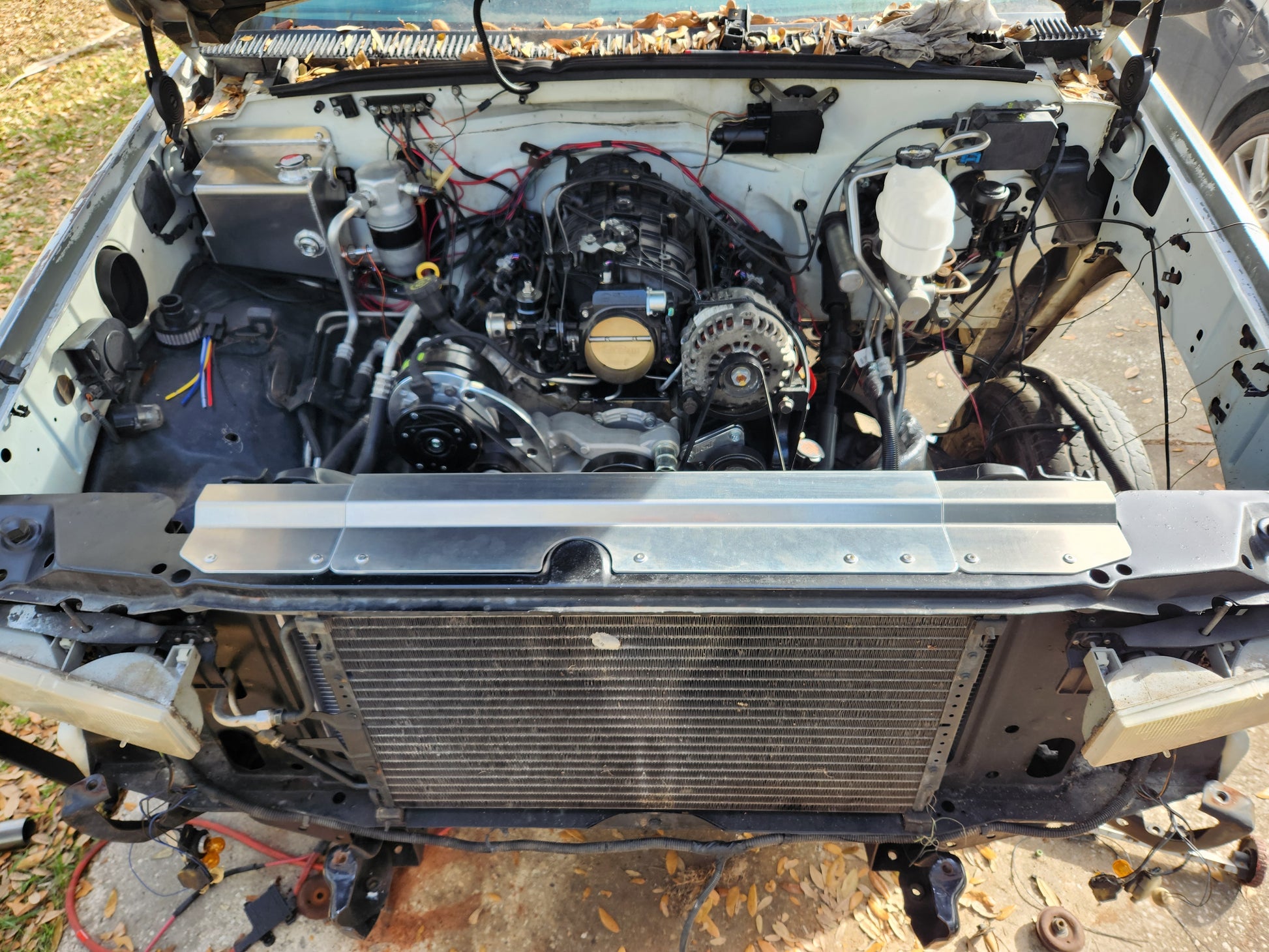 88-98 GMT400 NBS radiator support mounts. – NRJ MFG